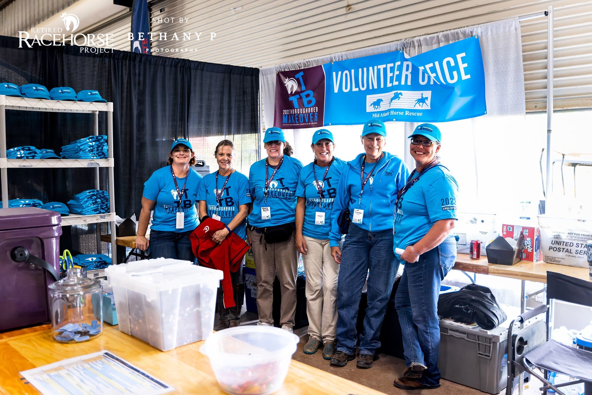 Featured image for “Volunteer at the 2023 Thoroughbred Makeover”