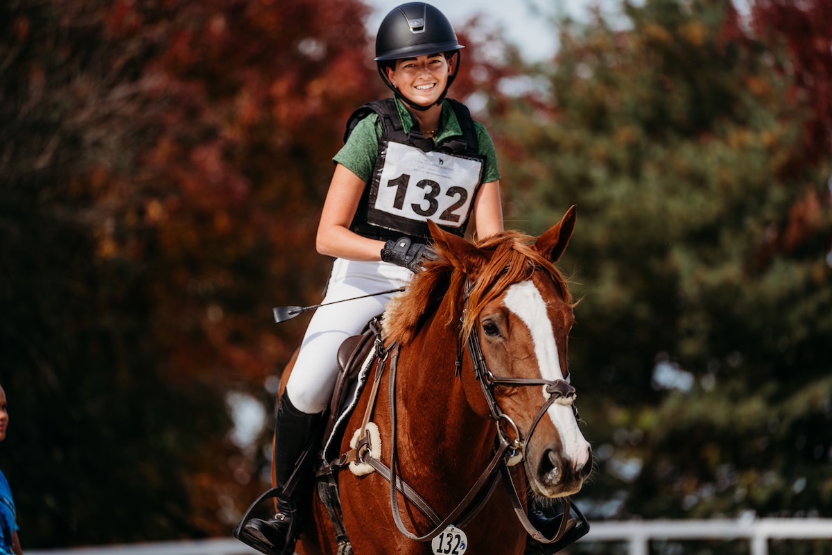 Featured image for “2024 Thoroughbred Makeover Applications Open for Submission”